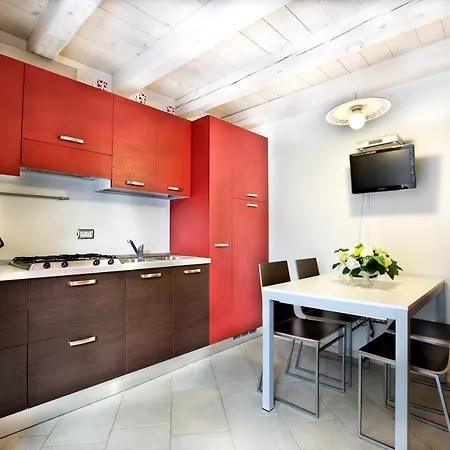 Appartamenti Mater Nel Centro Storico E Pedonale Di Novigrad Apartment