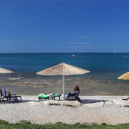 Appartamenti Mater Nel Centro Storico E Pedonale Di Novigrad Διαμέρισμα Novigrad Istria