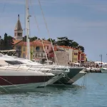 Appartamenti Mater Nel Centro Storico E Pedonale Di Novigrad * Novigrad Istria