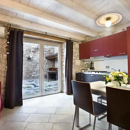 Apartment Appartamenti Mater Nel Centro Storico E Pedonale Di Novigrad *